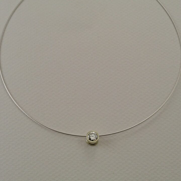 Sliding Diamond Pendant (P1072)