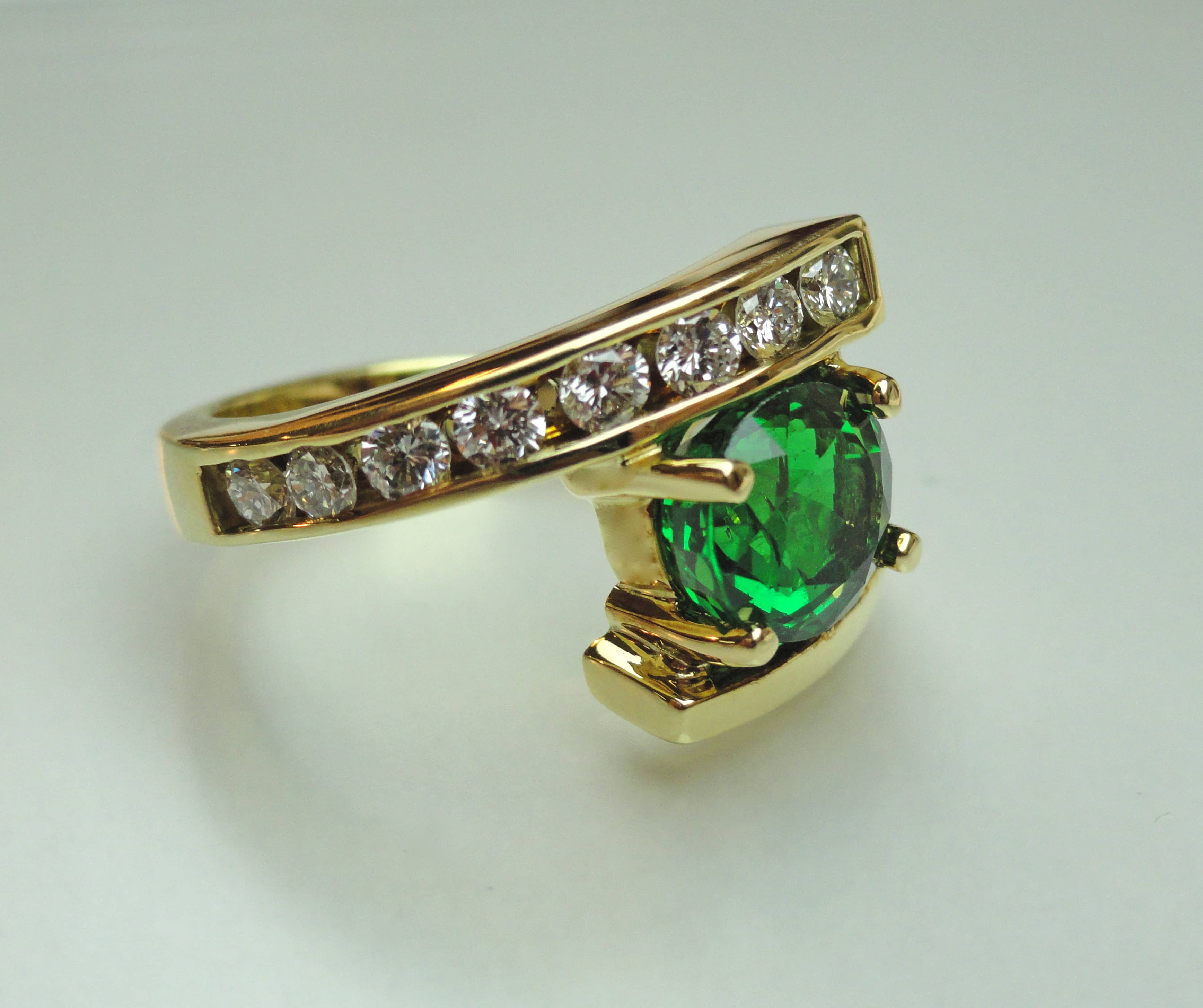 Tsavorite Green Garnet and Diamond Ring - Summit Jewelers | 7821 Big ...