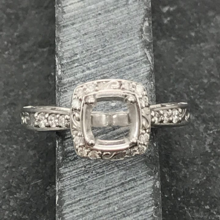 D1228 1